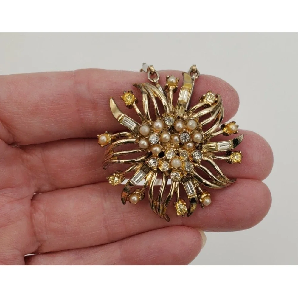 Vtg Coro Gold Tone Faux Pearls Rhinestones 14" Estate Star Burst Necklace - Picture 5 of 5